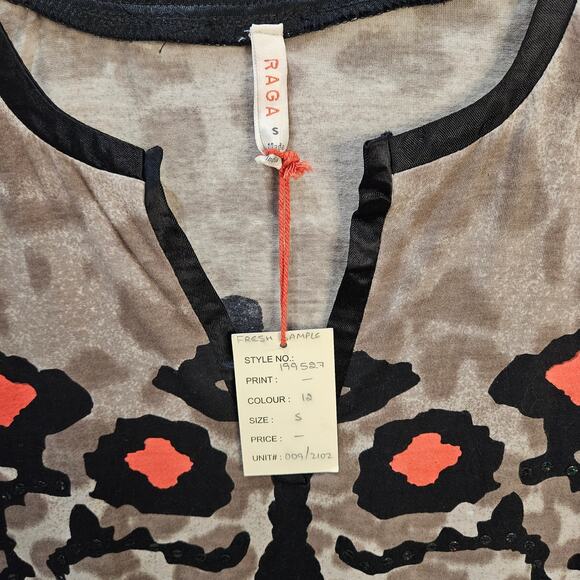 Raga [Sample] V Neck Blouse 3/4 Sleeve Tribal Leopard Size Small - Picture 3 of 7